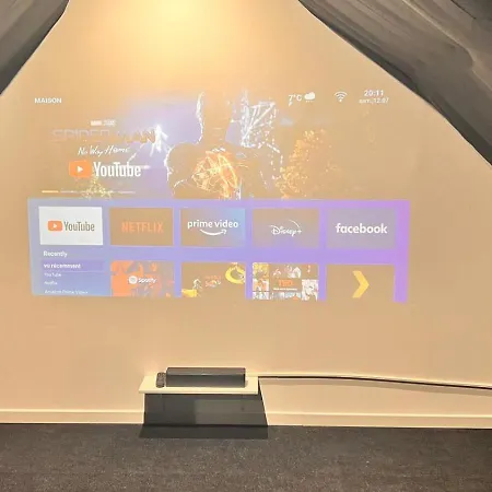 Blk Cinema Apartmán *